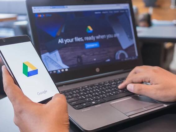 NotebookLM Plus now available with the Google One AI Premium subscription plan