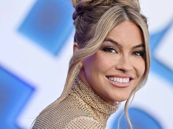 Chrishell Stause Called Out the People's Choice Awards for Excluding Partner G Flip