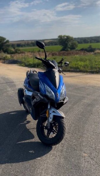 Skútr Maxon Matador 125