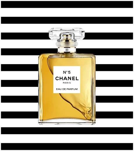 A gorgeous classic Chanel bag, the perfect accessory for any occasion