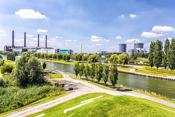 wolfsburg skyline - dolní sasko - stock snímky, obrázky a fotky