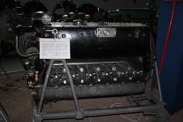 Daimler-Benz DB 600 G : Německo (DEU)