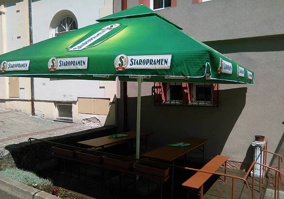 Hostinec