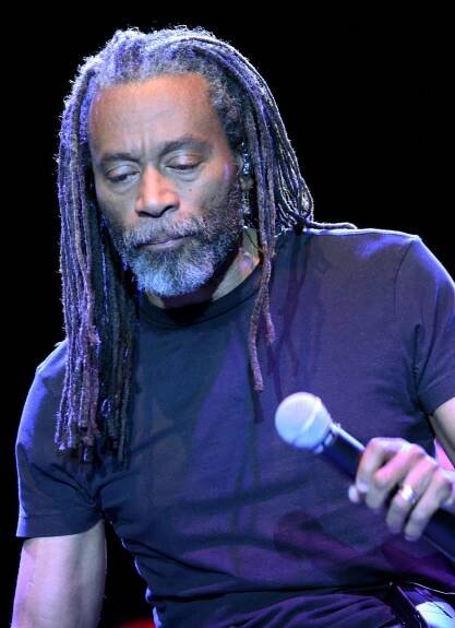 Bobby McFerrin: *11.3.1950, americký zpěvák, skladatel a dirigent