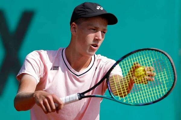Jan Kumstát může dát své grandslamové premiéře titulovou tečku. 