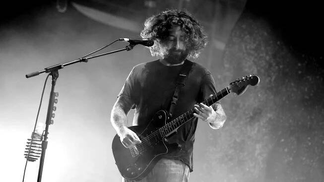 Fall Out Boy Guitarist Joe Trohman Leaving Band, Citing “Rapidly Deteriorated” Mental Health