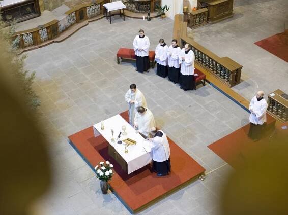 OBRAZEM, VIDEO: Štědrý den zakončila půlnoční mše