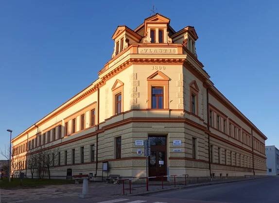 Po moderním kulturním domě touží ve Fryštáku. Řešení radnice usilovně hledá