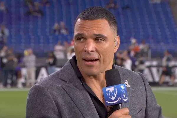 Tony Gonzalez believes the New York Jets can make a playoff push