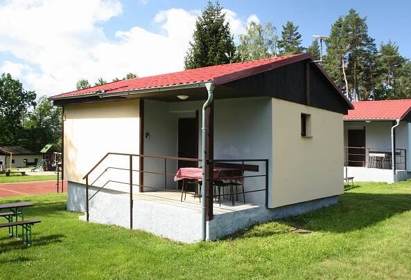 Chata 3 - růžová Nad rybníkem Hnačov