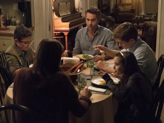 Jadon Sand, Omar Metwally, Jake Siciliano, Abigail Dylan Harrison - Aféra - 307 - Z filmu