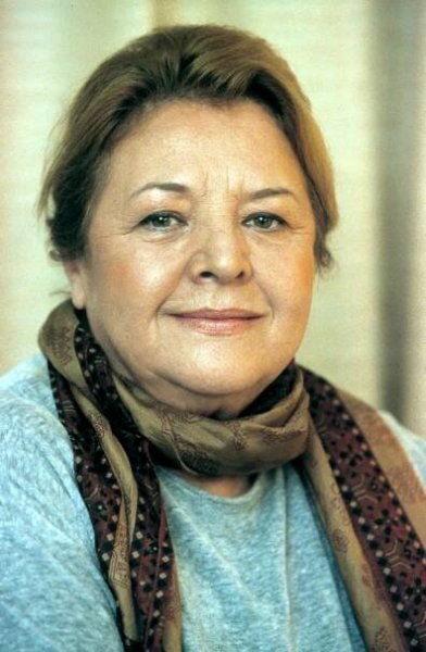 Říkali jí Zelenoočko a Krížička. Sestřenice Milana Lasici (†85) nesnášela snoby, na její pohřeb fanoušci nesměli