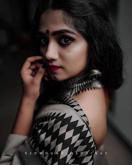 Malavika Manoj: Check Out the Wiki, Age, Biography, Family, and  15+ Stunning Photos 18