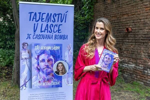 Léto s Janou Bernáškovou - Tojesenzace.cz