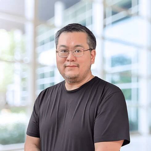 Johnny Lee Headshot