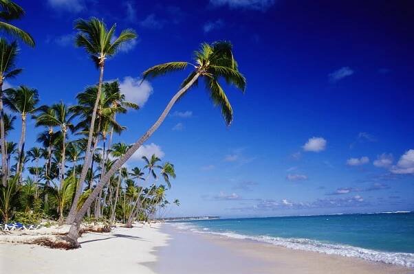Sedmé místo v žebříčku nejlepších pláží světa v roce 2025 obsadila Bávaro Beach v Dominikánské republice.