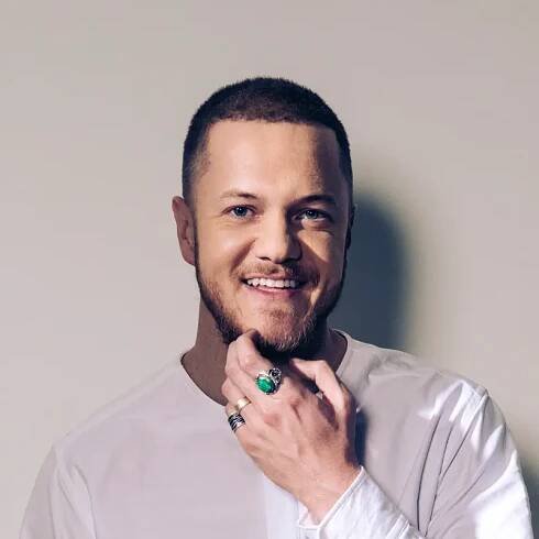 Poslechněte si interpreta Dan Reynolds, sledujte hudební videa, přečtěte si životopis, podívejte se na data turné a další informace.