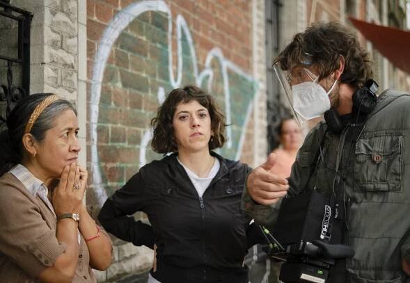 Mercedes Hernández, Lucía Uribe, Diego Luna - Bude to v poho - Z natáčení