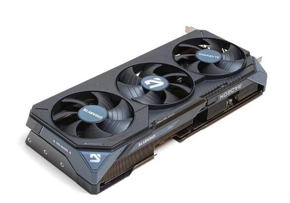 Recenze Gigabyte RX 9070 Gaming OC 16 GB. Překoná RTX 5070