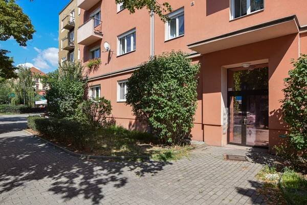 Prodej bytu v osobním vlastnictví 3+kk, 63 m² + sklep 2 m² | Reality Šmídová