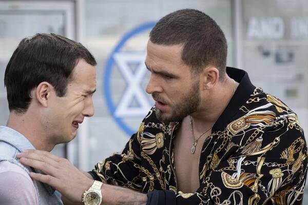 Drápy - Spropitné - Z filmu - Evan Daigle, Jack Kesy