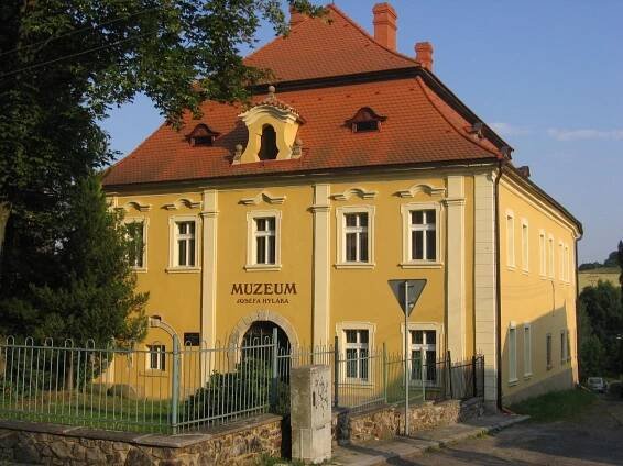 Fotogalerie • Faltysův dům (Historická budova) • Mapy.com
