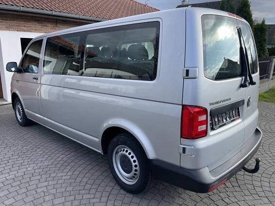 Volkswagen Transporter REZERVACE