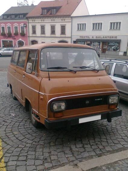 TAZ Š-1203 M de luxe (1991) | Veteran CS