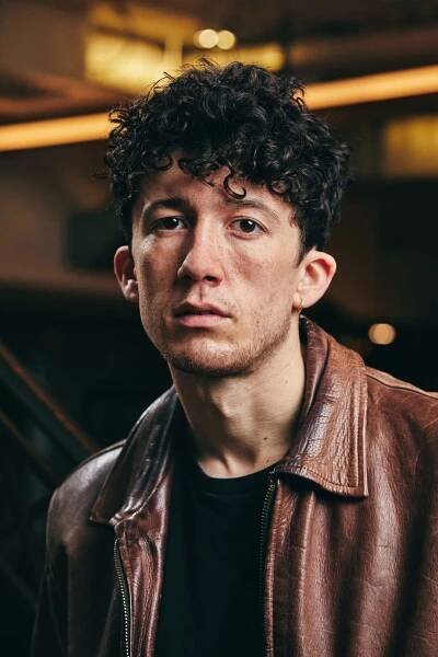 Maximilian Mundt - NILS SCHWARZ PHOTOGRAPHY