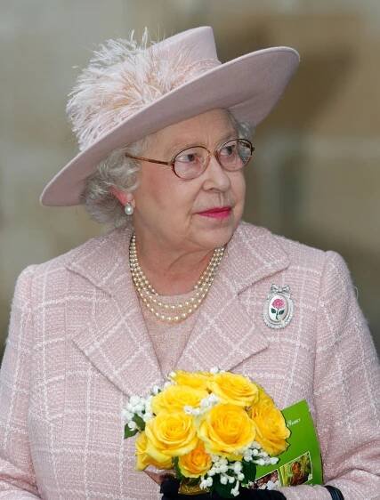 Decoding the Queen’s colorful style