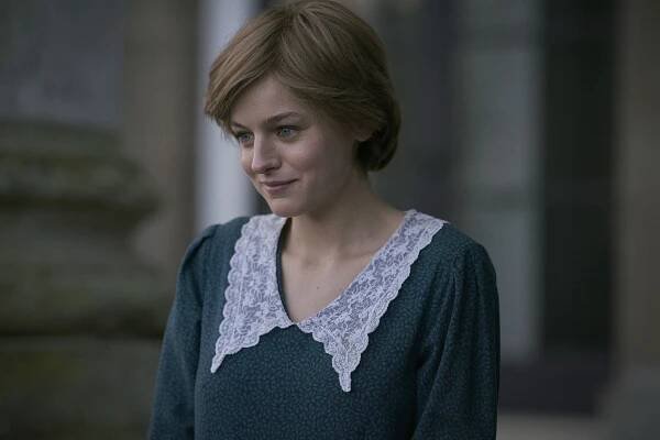 Emma Corrin - Actress