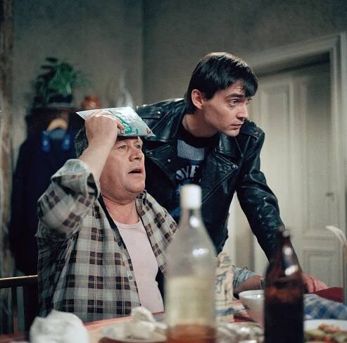 Případy podporučíka Haniky - Půlnoční vetřelec (E01) (1989)