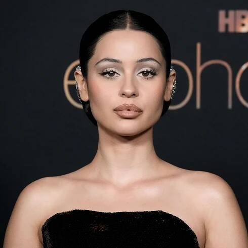 Alexa Demie Looks Too Damn Good With Micro Bangs — See Photo