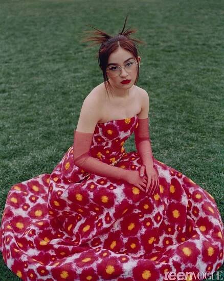How XO, Kitty Star Anna Cathcart Prepared for Her First Leading Role ...