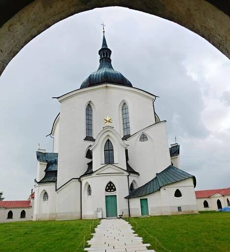 Kostelu obnovenému do původního vzhledu bude opět požehnáno