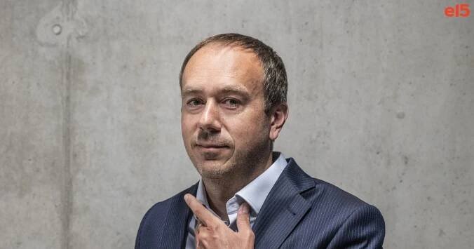 Miliardářský peloton šlape na paty Kellnerové. Do hry vstupuje Petr Kellner mladší, říká Josef Sklenář z KPMG
