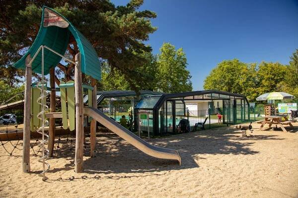 Camping Les Hirondelles | 4-hvězdičkový | Dordogne| VacanceSelect.com