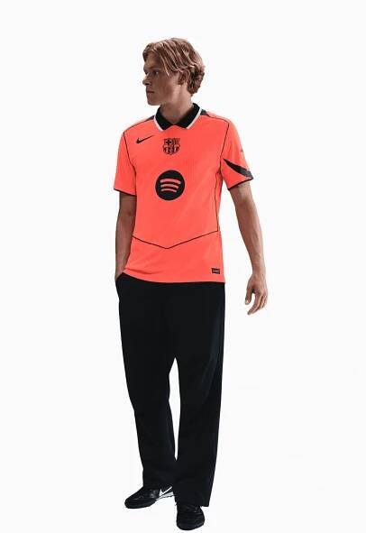 Tričko Nike FC Barcelona 25/26 Třetí Match - Oranžový
