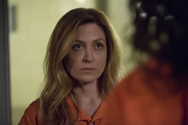 Rizzoli & Isles: Vraždy na pitevně - Vrah na úrovni (S04E04) (2013)
