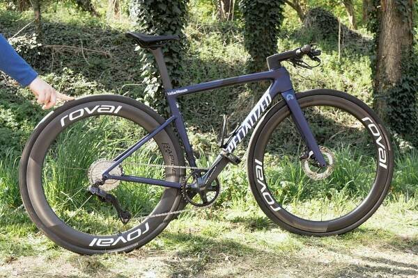 Roubaix women's tech gallery 2025