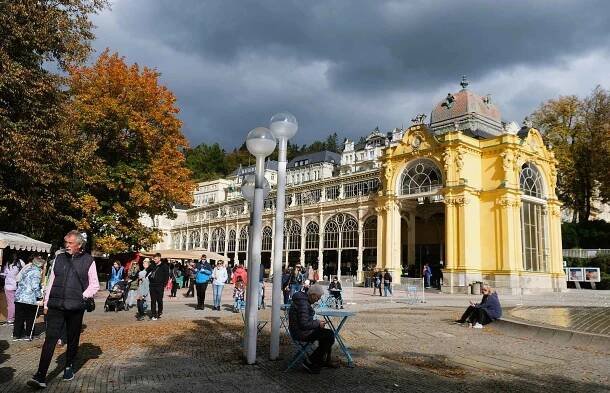 OBRAZEM: Festival s vůní jablečného štrúdlu lákal do Mariánských Lázní