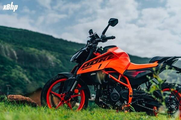2024 KTM 390 Duke :: Hooligan Absolute - xBhp Machines