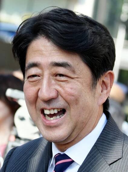 abe-shinzo-867817_1280