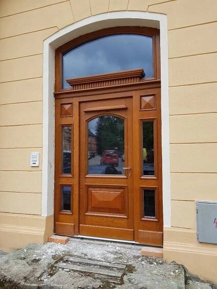 Vchodové dvere | Havlíček truhlářství s.r.o.