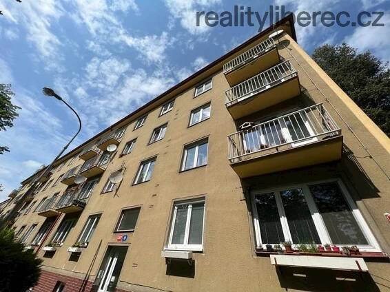 Prodej bytu 2+1 s balkonem v Liberci-Kristiánov, ul. Slovenského nár. povstání | Realitní kancelář | Přes 20 let na stejné