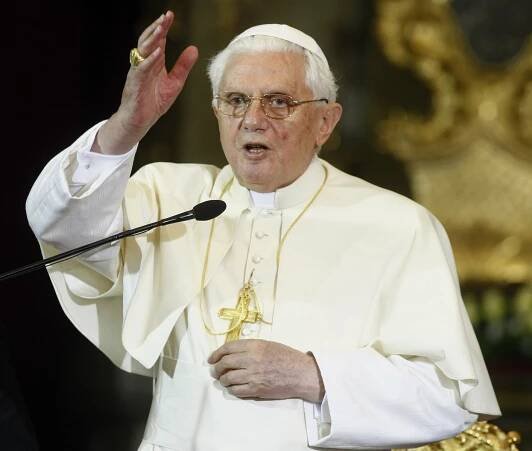 OBRAZEM: Papež Benedikt XVI. navštívil i Česko. Připomeňte si slavnou událost