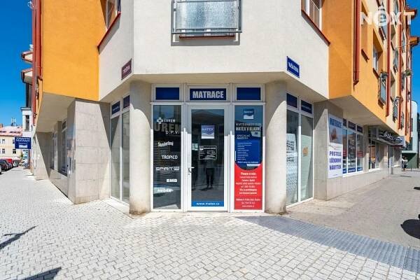 Pronájem komerčního objektu Obchodní prostory, 228 m² | NEXT REALITY