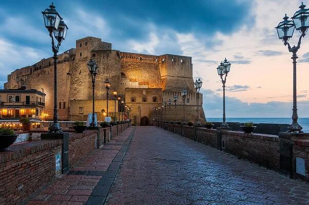 CASTEL-DELL-OVO2