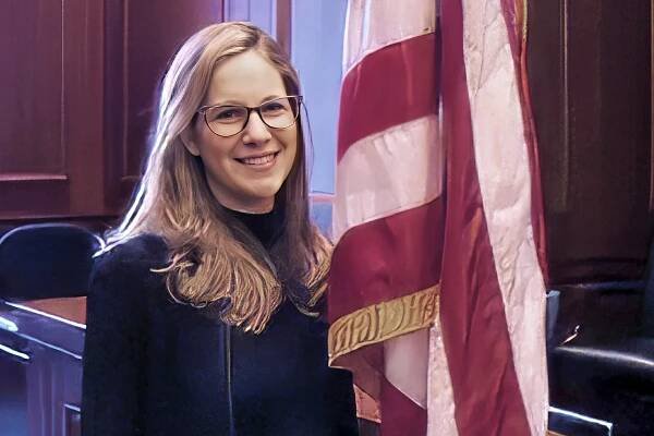 Top Manhattan prosecutor and two DOJ officials resign after being ordered to drop Eric Adams case