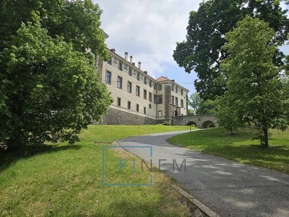 Prodej stavebního pozemku 1 187 m2 Lešany u Nelahozevsi